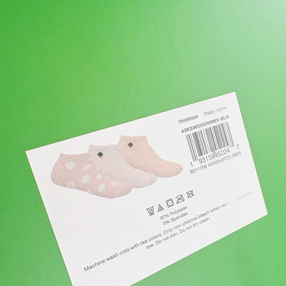 Kate Spade Pink Cozy Low Cut Fuzzy Socks in Gift Box ♠️💕 3 Pairs! - Picture 3 of 4
